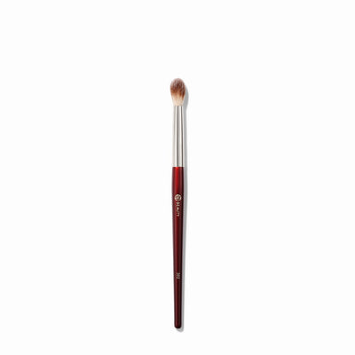 202 Defined Crease